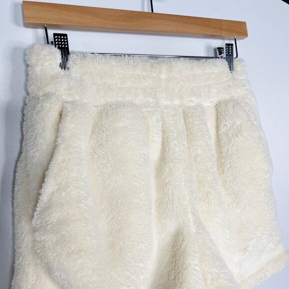 Apparis XXS/ XS Cream Teddy Sherling Sherpa Pull On Shorts Lounge Cozy Casual - Picture 3 of 8